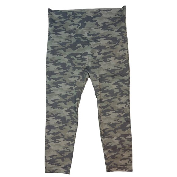 Spanx Women's Size 3X Look at Me Now Seamless Crop Green Camo Leggings Stretch - Picture 1 of 7